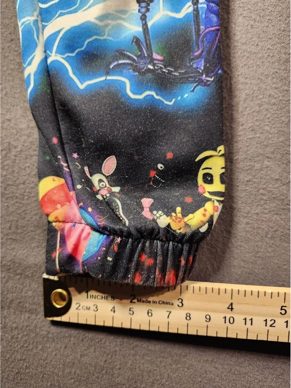 Freddy Fazbear Five Nights at Freddy's Unisex Kids M Pullover Hoodie Pockets 160